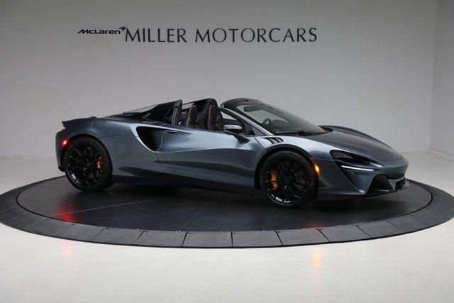 new 2025 McLaren Artura car, priced at $331,708