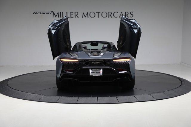 new 2025 McLaren Artura car, priced at $331,708