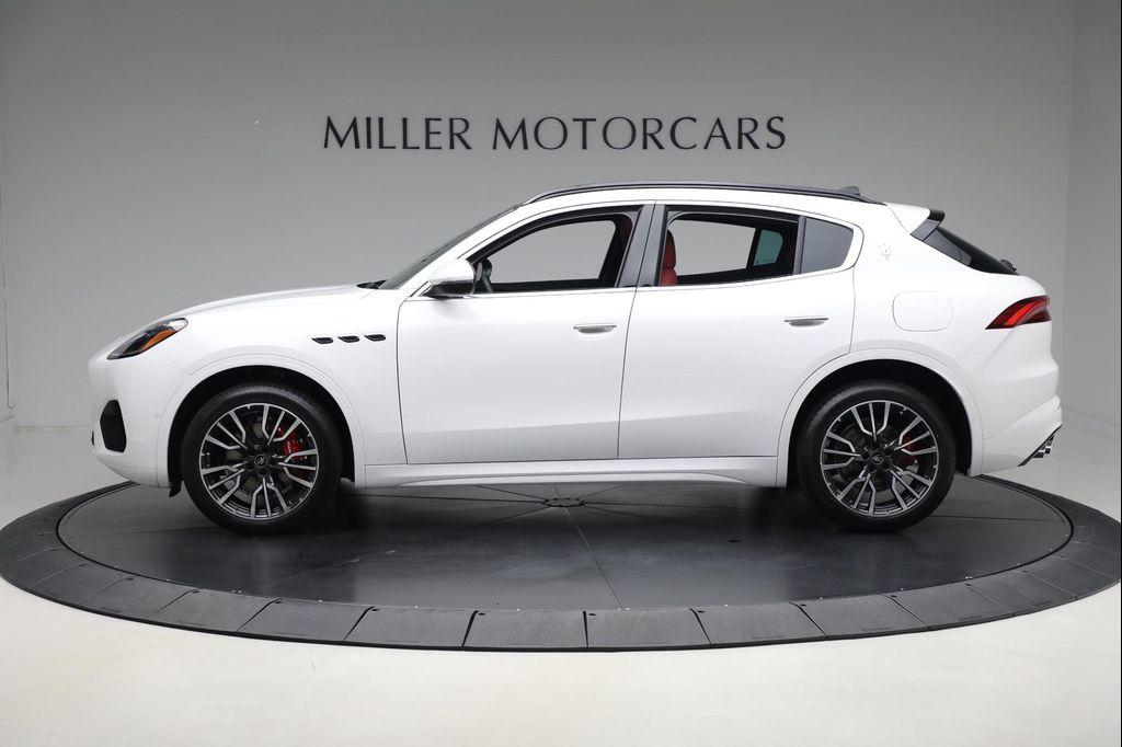 new 2025 Maserati Grecale car, priced at $95,755