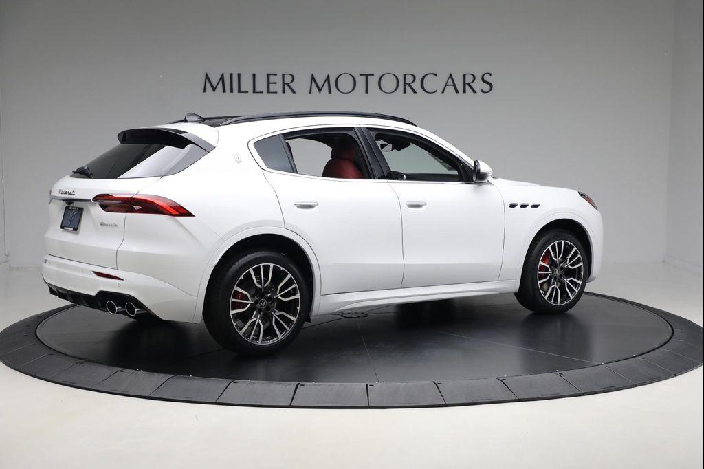 new 2025 Maserati Grecale car, priced at $95,755