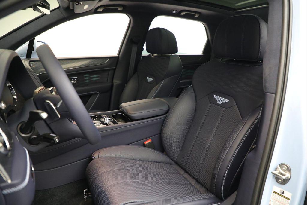 new 2025 Bentley Bentayga car, priced at $290,375