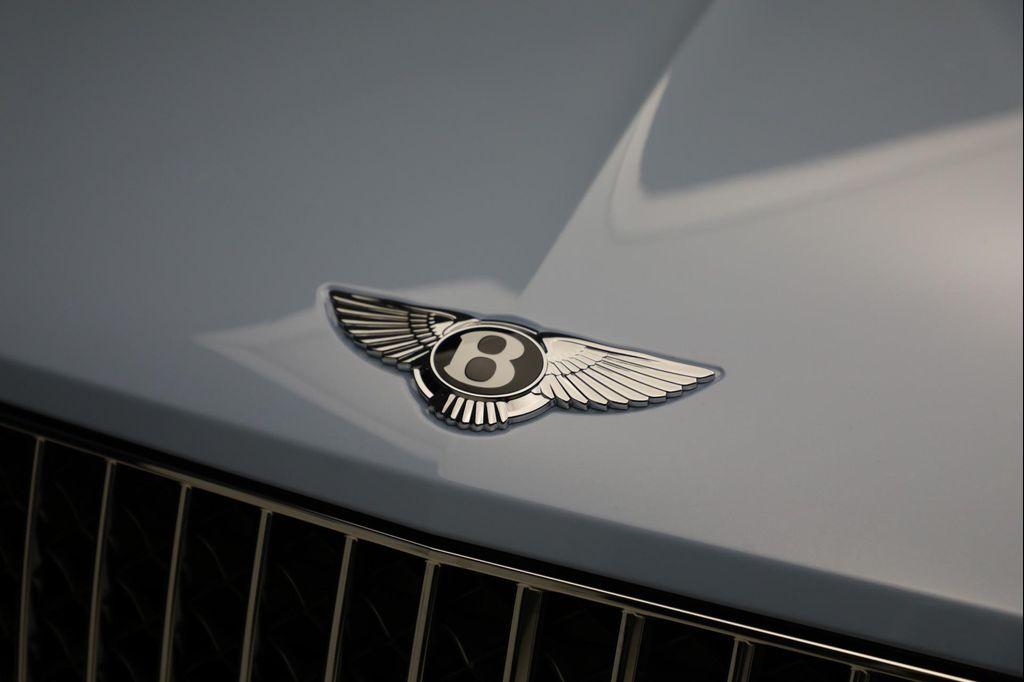 new 2025 Bentley Bentayga car, priced at $290,375