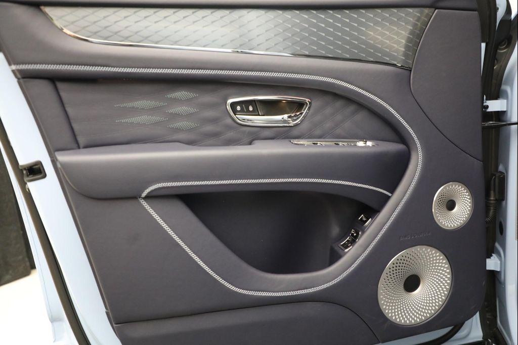 new 2025 Bentley Bentayga car, priced at $290,375