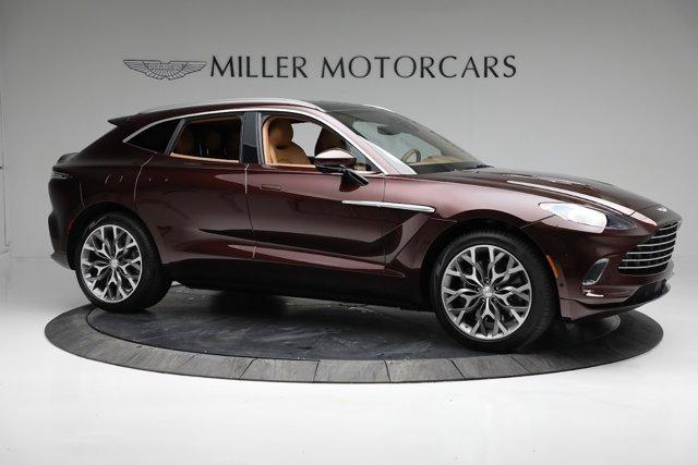 used 2022 Aston Martin DBX car
