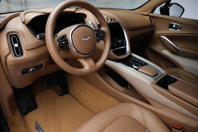 used 2022 Aston Martin DBX car