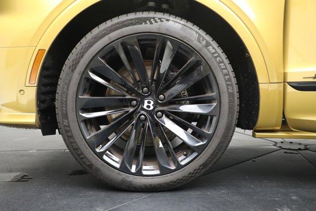 used 2022 Bentley Bentayga car