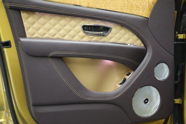 used 2022 Bentley Bentayga car