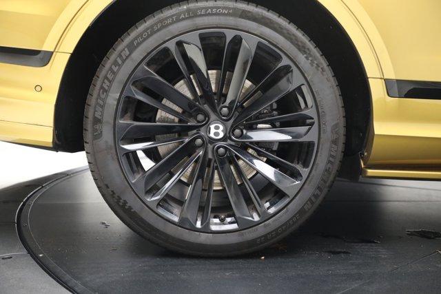 used 2022 Bentley Bentayga car