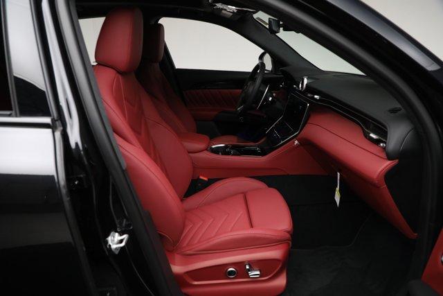 new 2025 Maserati Grecale car, priced at $86,550