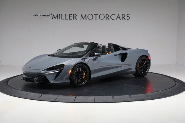 new 2025 McLaren Artura car