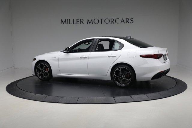 used 2022 Alfa Romeo Giulia car
