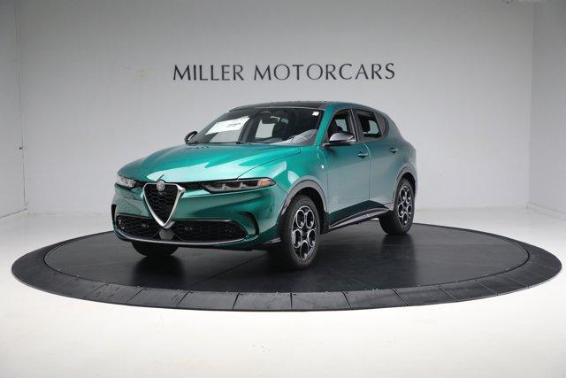 new 2024 Alfa Romeo Tonale car, priced at $55,185