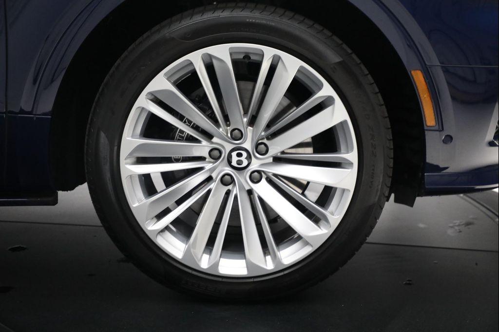 used 2023 Bentley Bentayga car