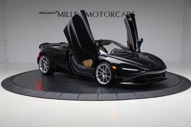 new 2025 McLaren 750S car, priced at $400,630