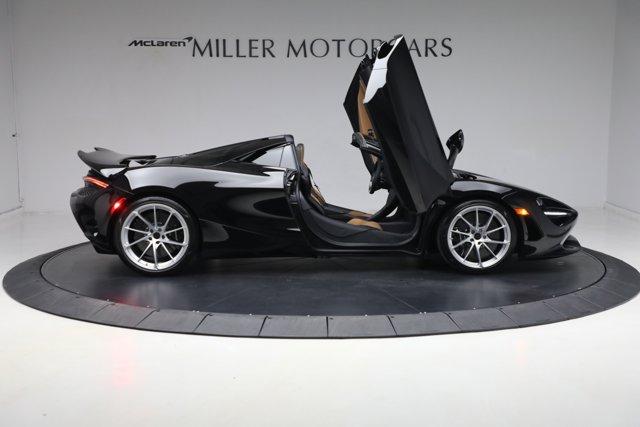 new 2025 McLaren 750S car, priced at $400,630