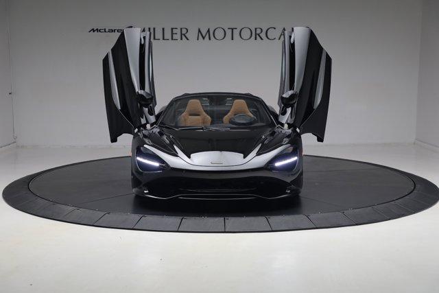 new 2025 McLaren 750S car, priced at $400,630