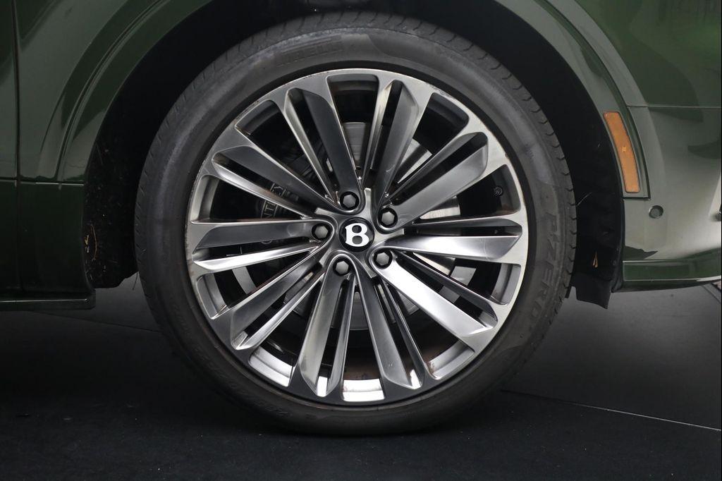 used 2021 Bentley Bentayga car, priced at $159,900