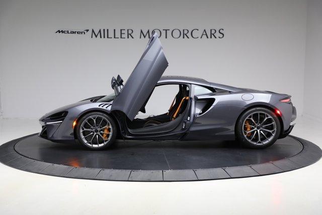 new 2025 McLaren Artura car, priced at $292,398