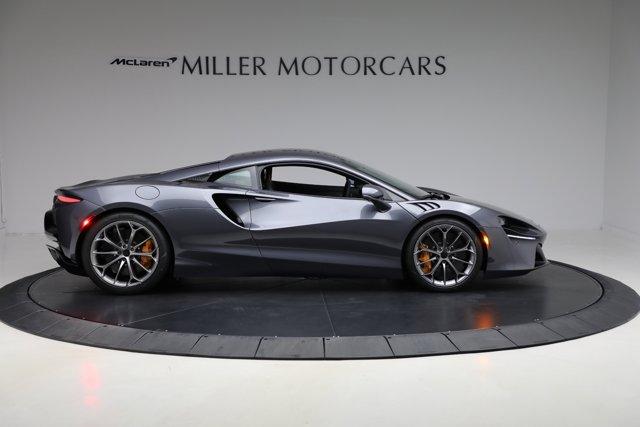new 2025 McLaren Artura car, priced at $292,398