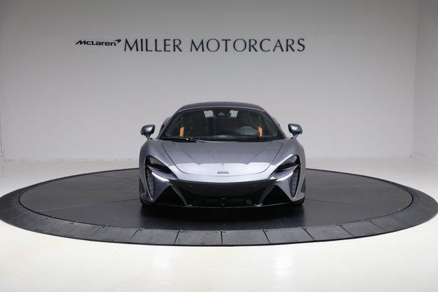 new 2025 McLaren Artura car, priced at $292,398