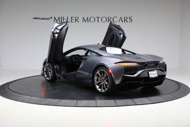 new 2025 McLaren Artura car, priced at $292,398