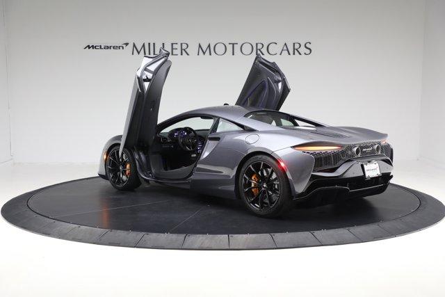 new 2024 McLaren Artura car