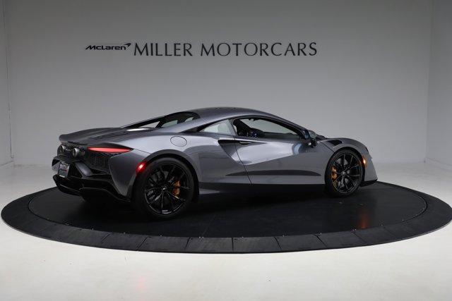 new 2024 McLaren Artura car