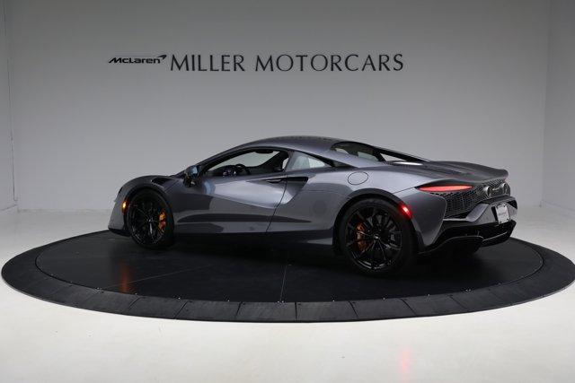 new 2024 McLaren Artura car