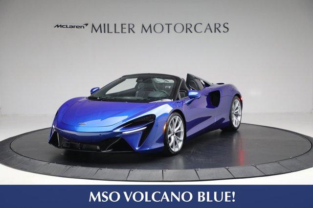 new 2025 McLaren Artura car, priced at $321,158