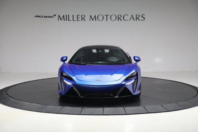 new 2025 McLaren Artura car, priced at $321,158