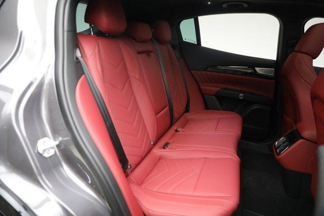 new 2025 Maserati Grecale car, priced at $86,550