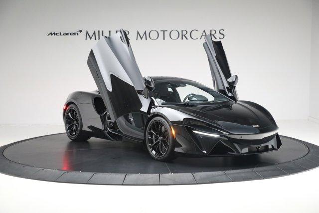 used 2025 McLaren Artura car, priced at $245,900