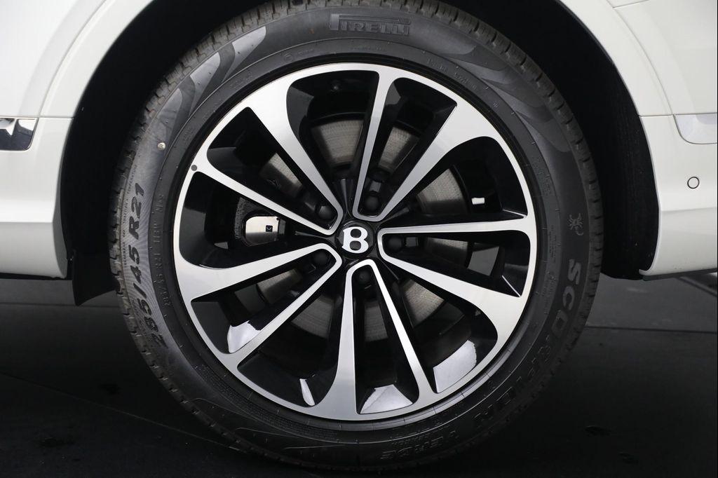 new 2025 Bentley Bentayga car, priced at $228,660