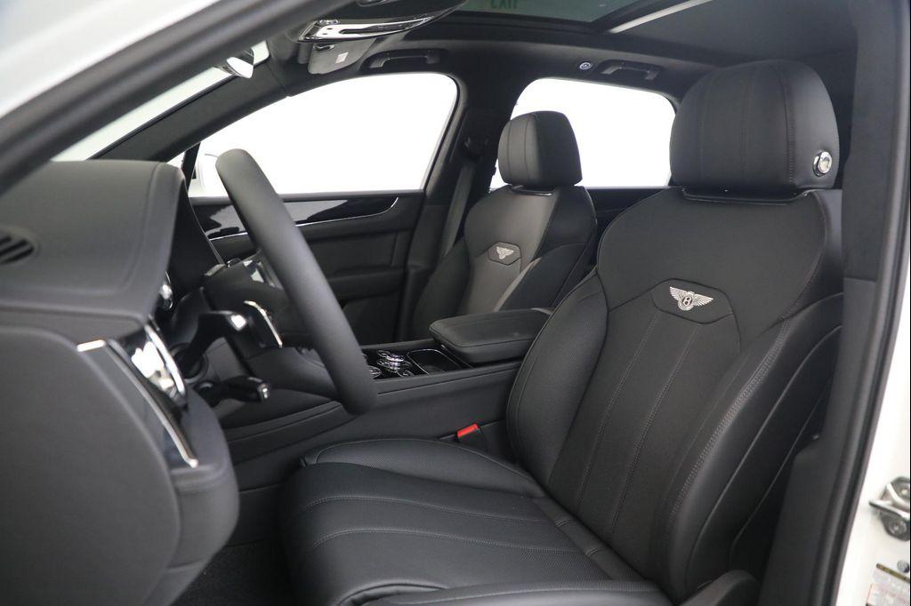 new 2025 Bentley Bentayga car, priced at $228,660
