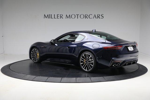 new 2024 Maserati GranTurismo car