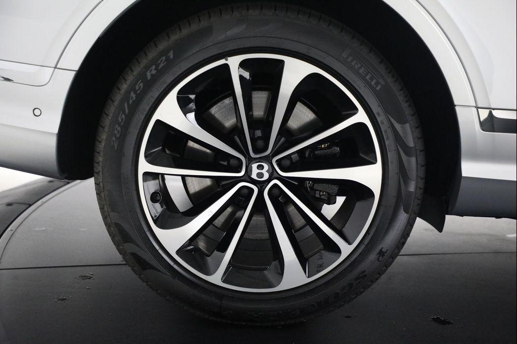 new 2025 Bentley Bentayga car, priced at $282,915