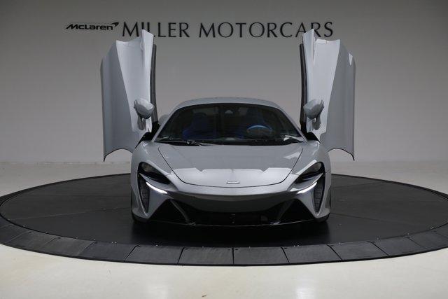 used 2023 McLaren Artura car, priced at $199,900