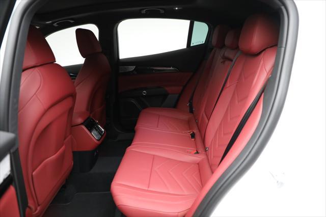 new 2025 Maserati Grecale car, priced at $87,100
