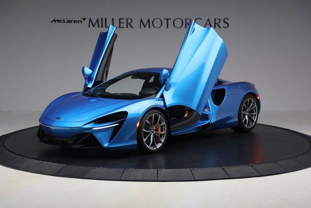 used 2024 McLaren Artura car, priced at $203,900
