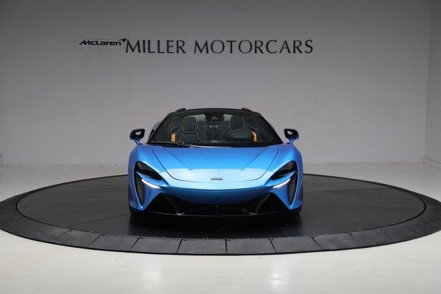 new 2025 McLaren Artura car, priced at $326,498