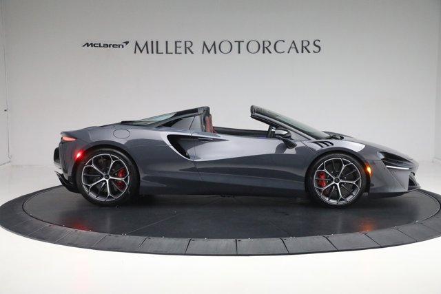 new 2025 McLaren Artura car, priced at $346,318