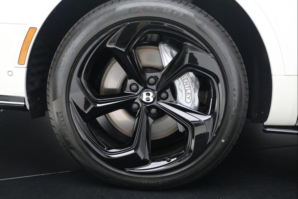 used 2025 Bentley Bentayga car, priced at $257,900