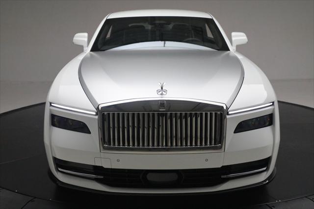 new 2024 Rolls-Royce Spectre car, priced at $548,055