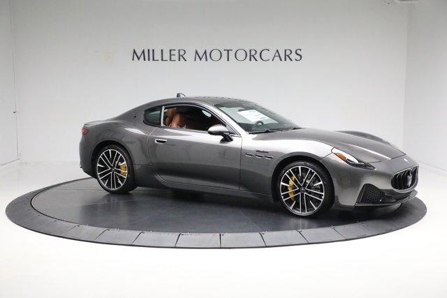 new 2024 Maserati GranTurismo car