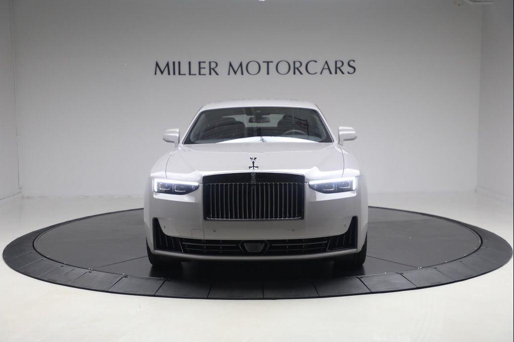 new 2025 Rolls-Royce Ghost car, priced at $467,550