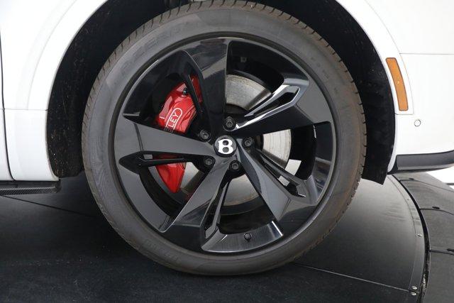 new 2025 Bentley Bentayga car, priced at $279,900