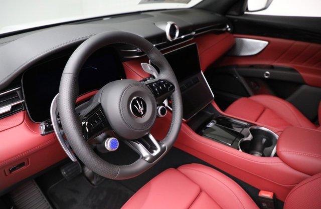 new 2025 Maserati Grecale car, priced at $74,692