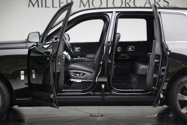 new 2024 Rolls-Royce Cullinan car, priced at $471,325