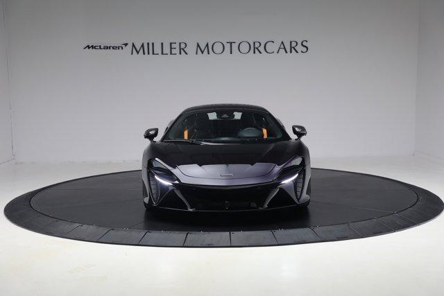 new 2025 McLaren Artura car, priced at $305,733