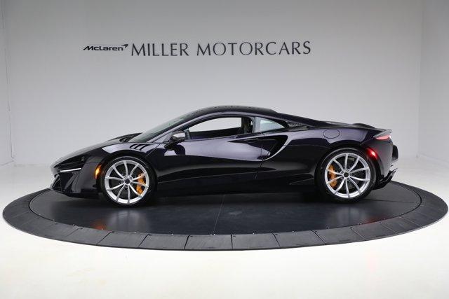 new 2025 McLaren Artura car, priced at $305,733